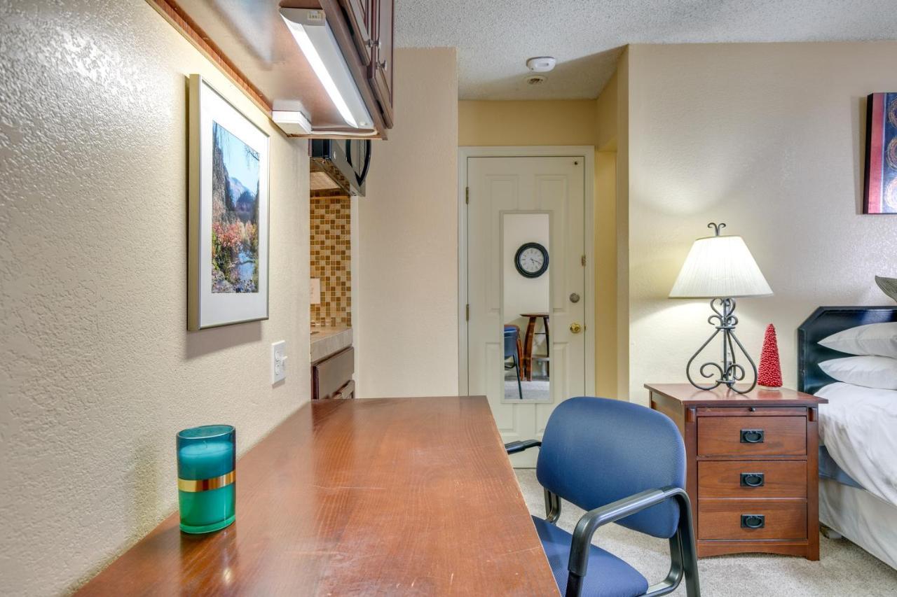 Greenwood Village Studio With Gym Access In Dtc! Енгълууд Екстериор снимка