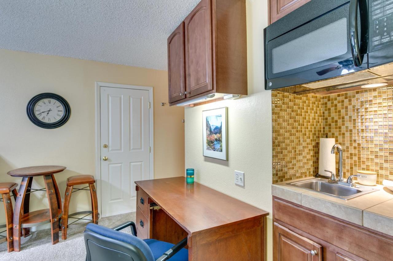 Greenwood Village Studio With Gym Access In Dtc! Енгълууд Екстериор снимка